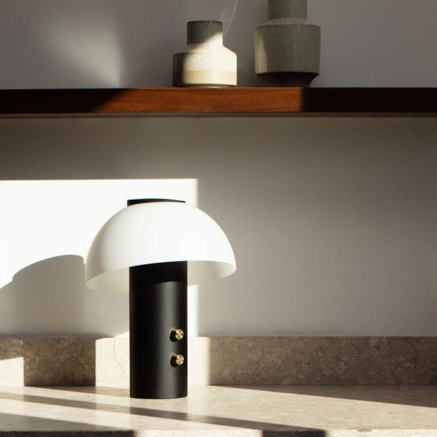 Настільна лампа з вбудованим динаміком Jaune Fabrique Piccolo Speaker Black
