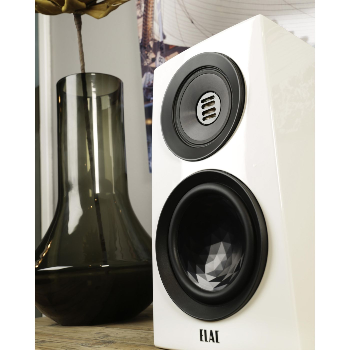 Полочная акустика ELAC Concentro S 503 White High Gloss