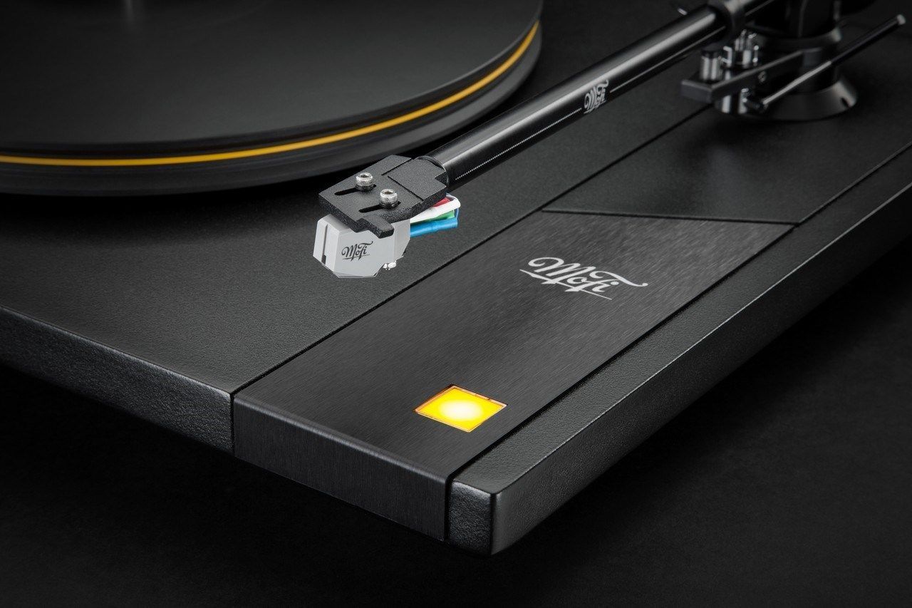Програвач вінілу Mofi StudioDeck+ Black