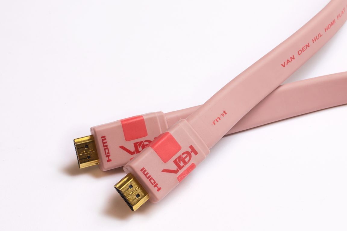 HDMI кабель Van den Hul HDMI FLAT SE 1,0 meter