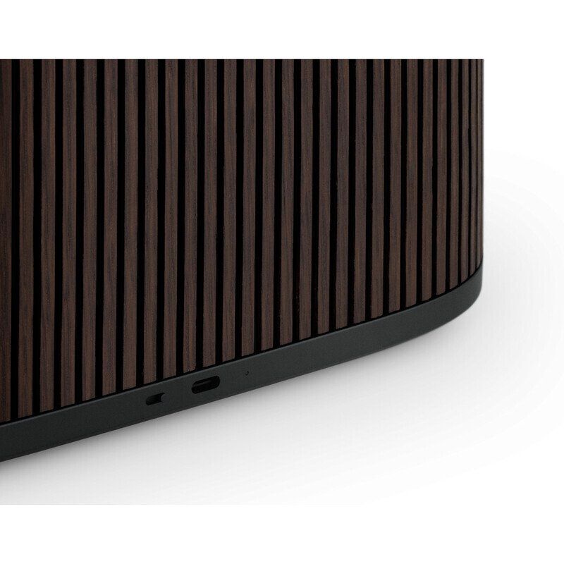 Портативна Акустика Bang & Olufsen Beosound A5 Dark Oak (1254100)