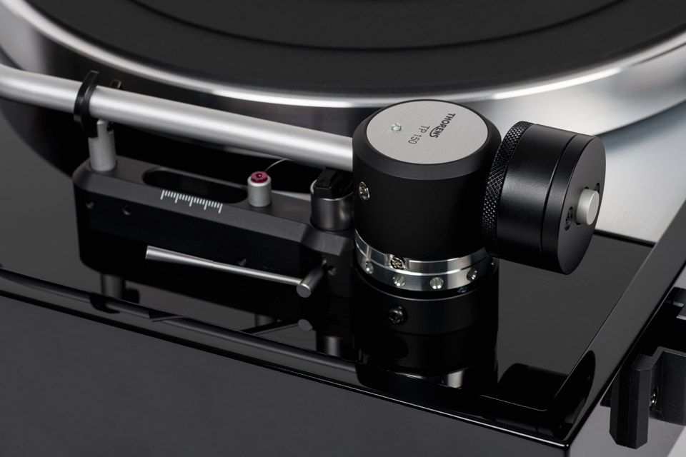 Програвач вінілу Thorens TD 1500 High gloss Black (Thorens TP 150. Ortofon 2 M)