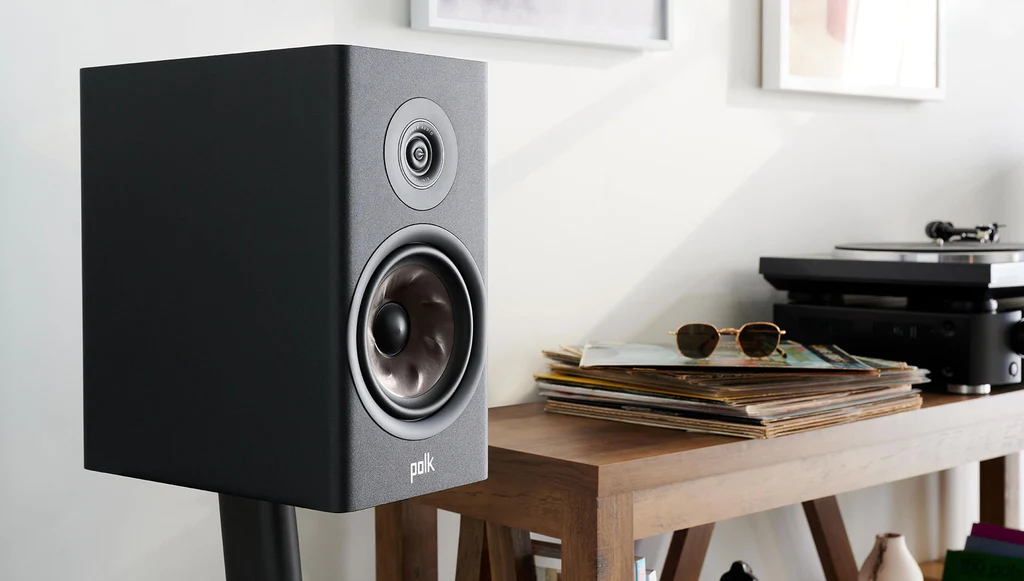 Акустическая пара Polk Audio Reserve R200 Black