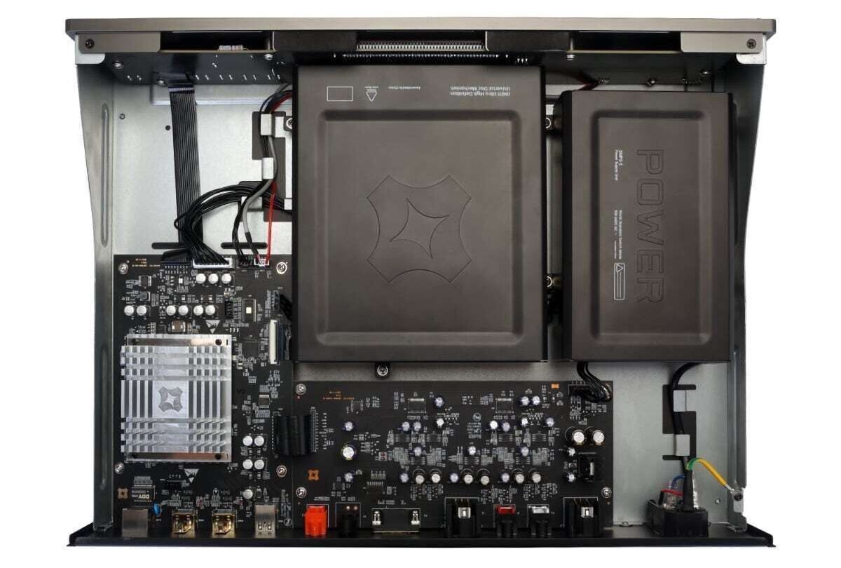 UHD-програвач Magnetar UDP800 Black