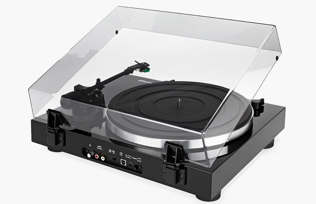 Проигрыватель винила Thorens TD 202 High gloss Black ( TP72,USB, AT95E, Phono)