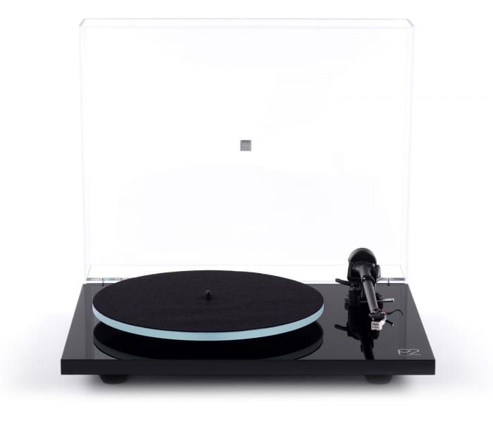 Виниловый проигрыватель Rega Planar 2 Black (Carbon)