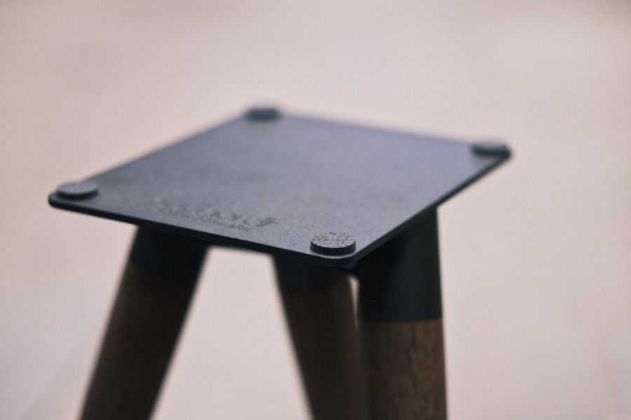 Стойки Buchardt Audio Stands Black Oak