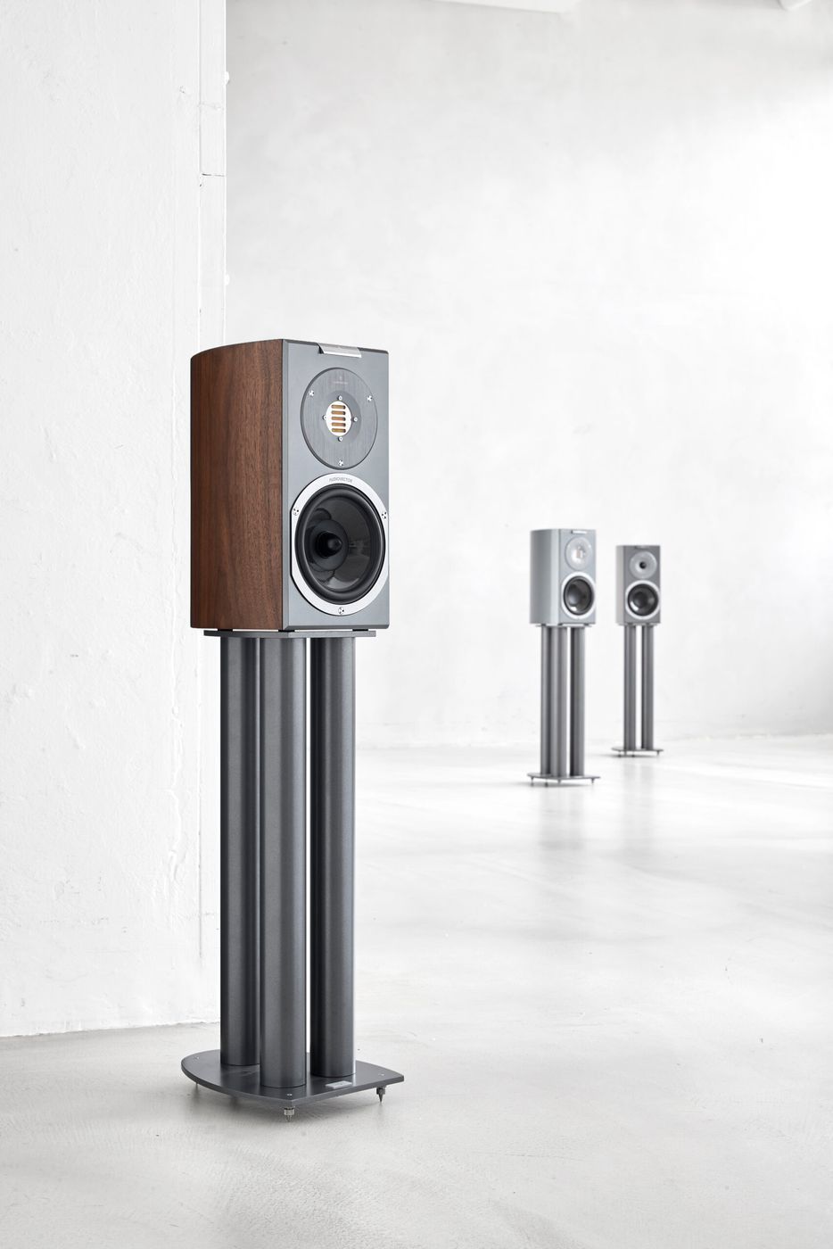 Стійки Audiovector Stand Mount Gun Metal