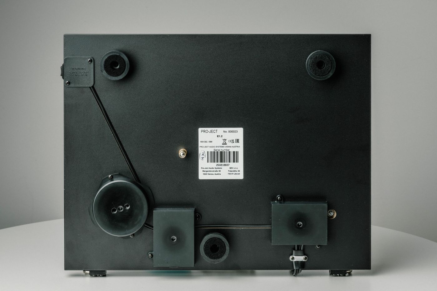 Програвач вінілу Pro-Ject E1.2 Phono Pick it MM E White