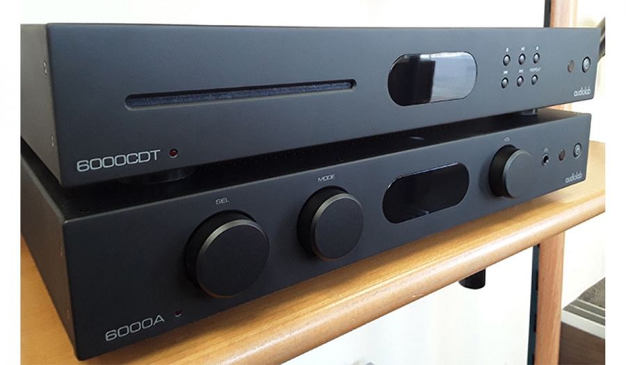 CD-транспорт Audiolab 6000 CDT Black