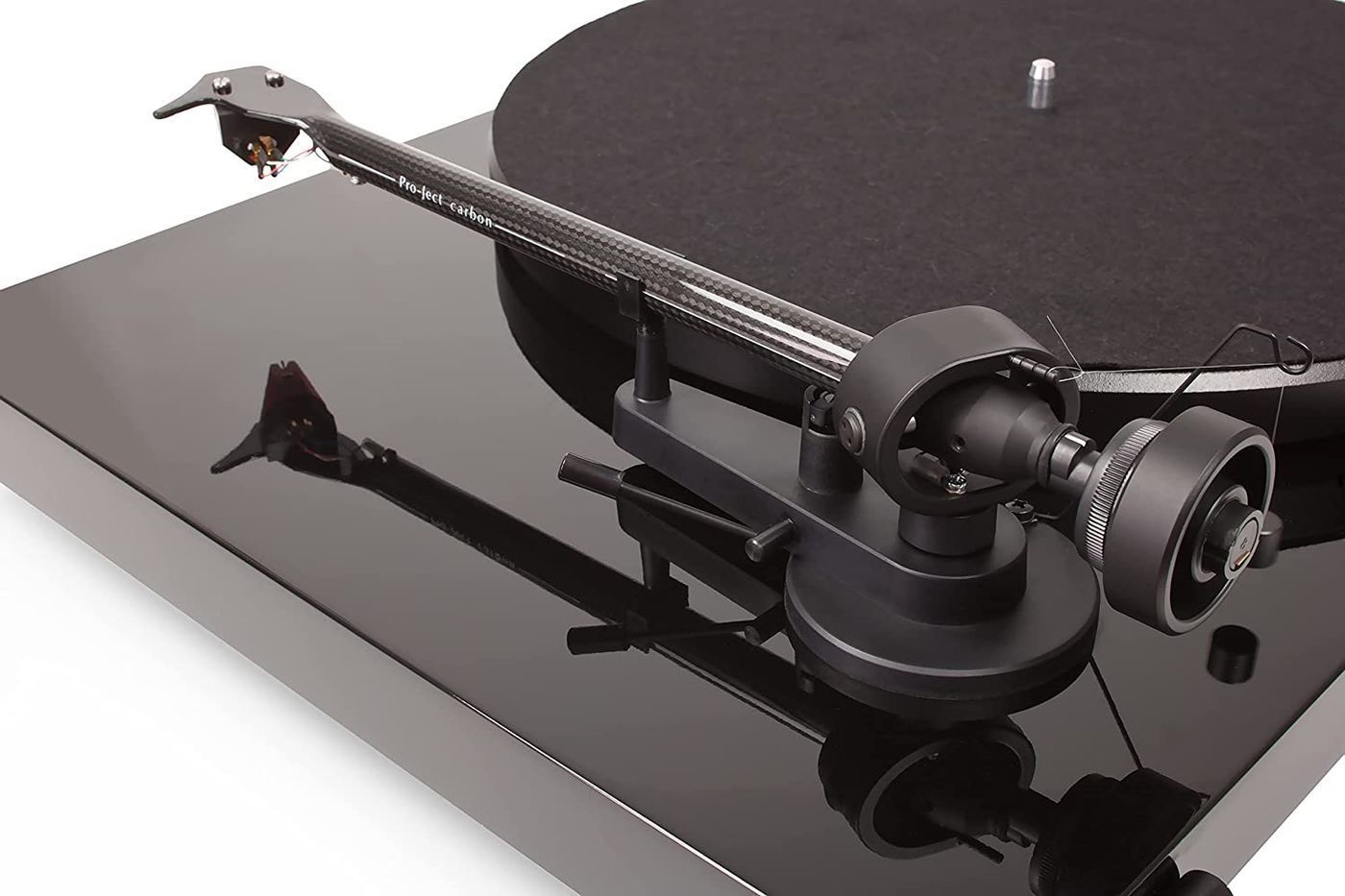 Проигрыватель винила Pro-Ject Debut Carbon DC 2M-Red Piano