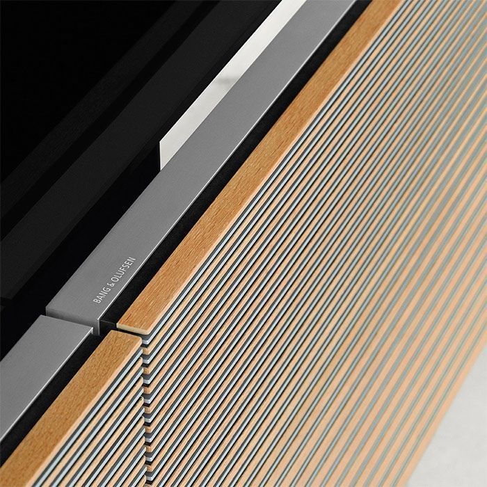 Телевизор Bang & Olufsen Beovision Harmony 83 OLED Natural Oak Wood