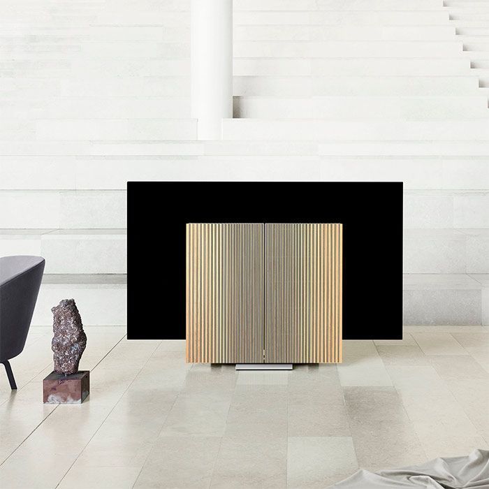 Телевизор Bang & Olufsen Beovision Harmony 83 OLED Natural Oak Wood