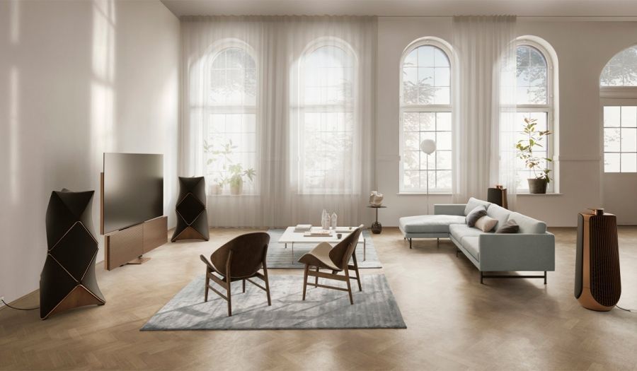 ТБ Bang & Olufsen Beovision Harmony 83 OLED Walnut