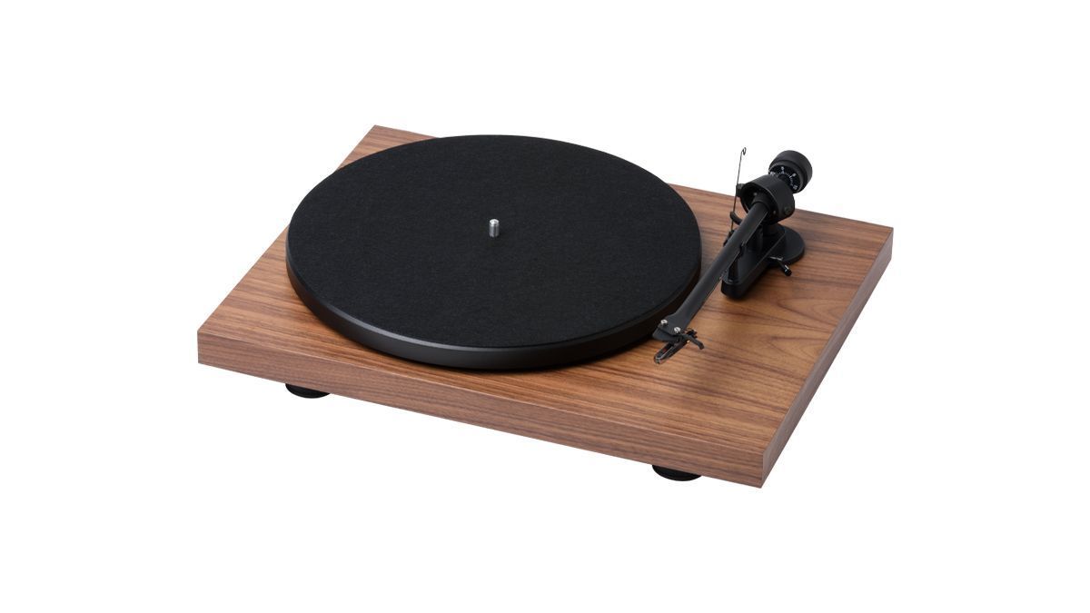 Проигрыватель винила Pro-Ject Debut III Phono OM5e Wood
