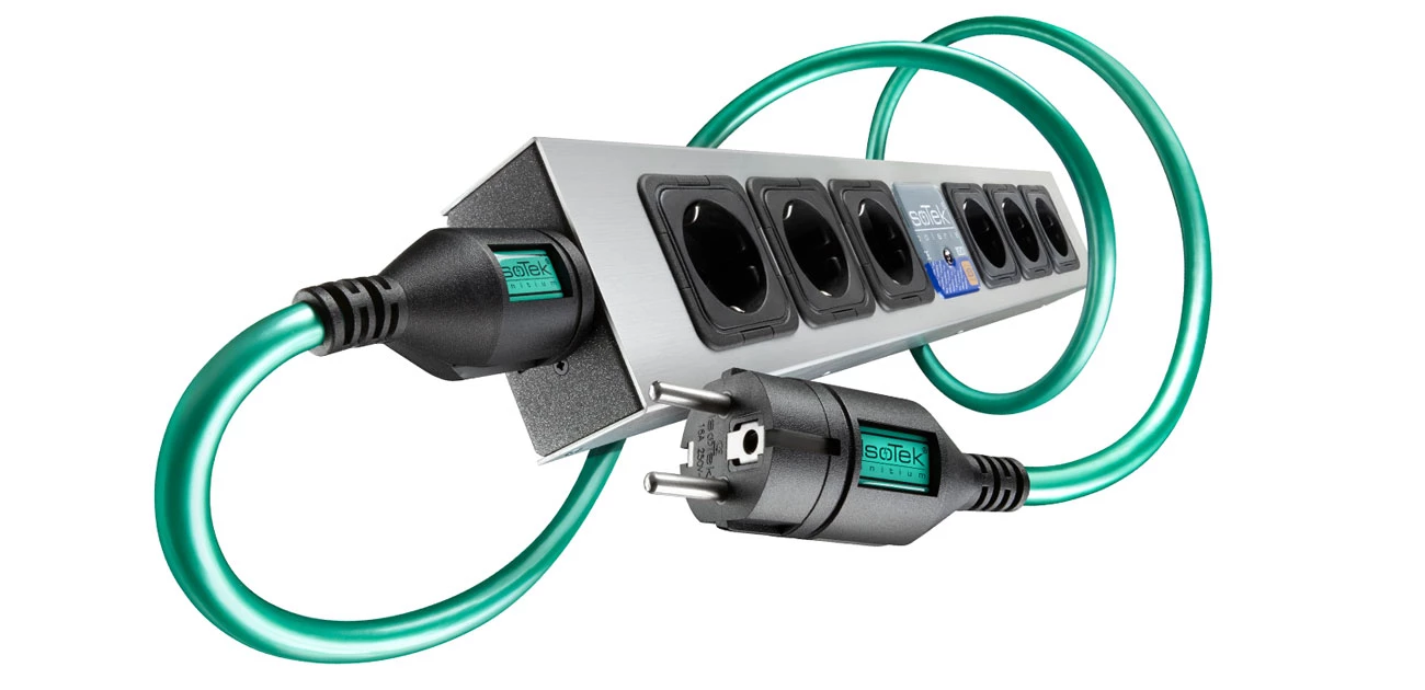 Силовий кабель Isotek EVO3 Initium 3m (C13)