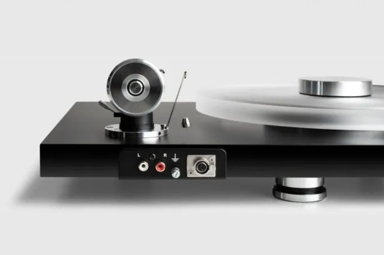 Проигрыватель винила Pro-Ject Debut Reference 10 Pick it PRO B