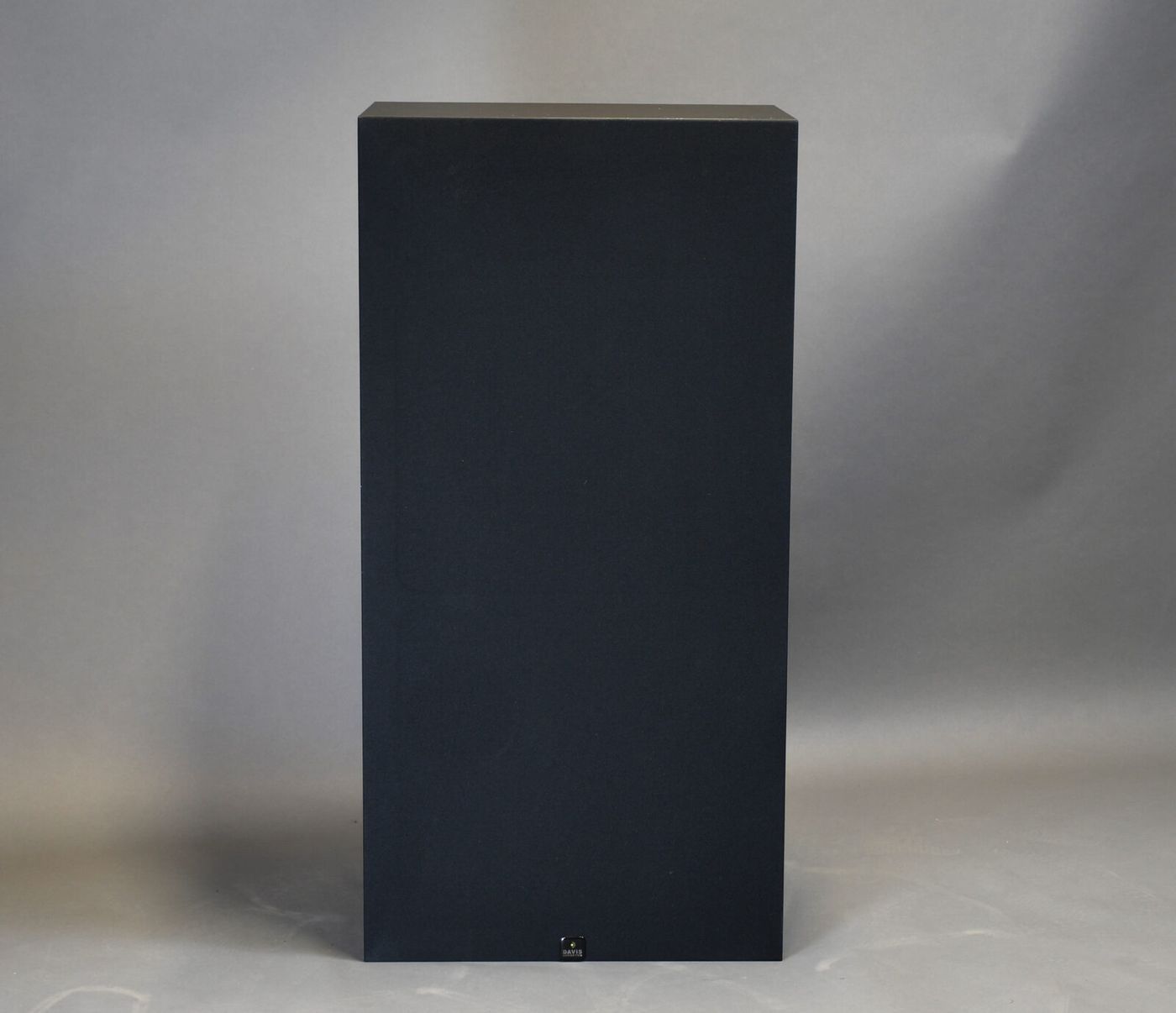 Настенная акустика Davis Acoustics Model XL Black