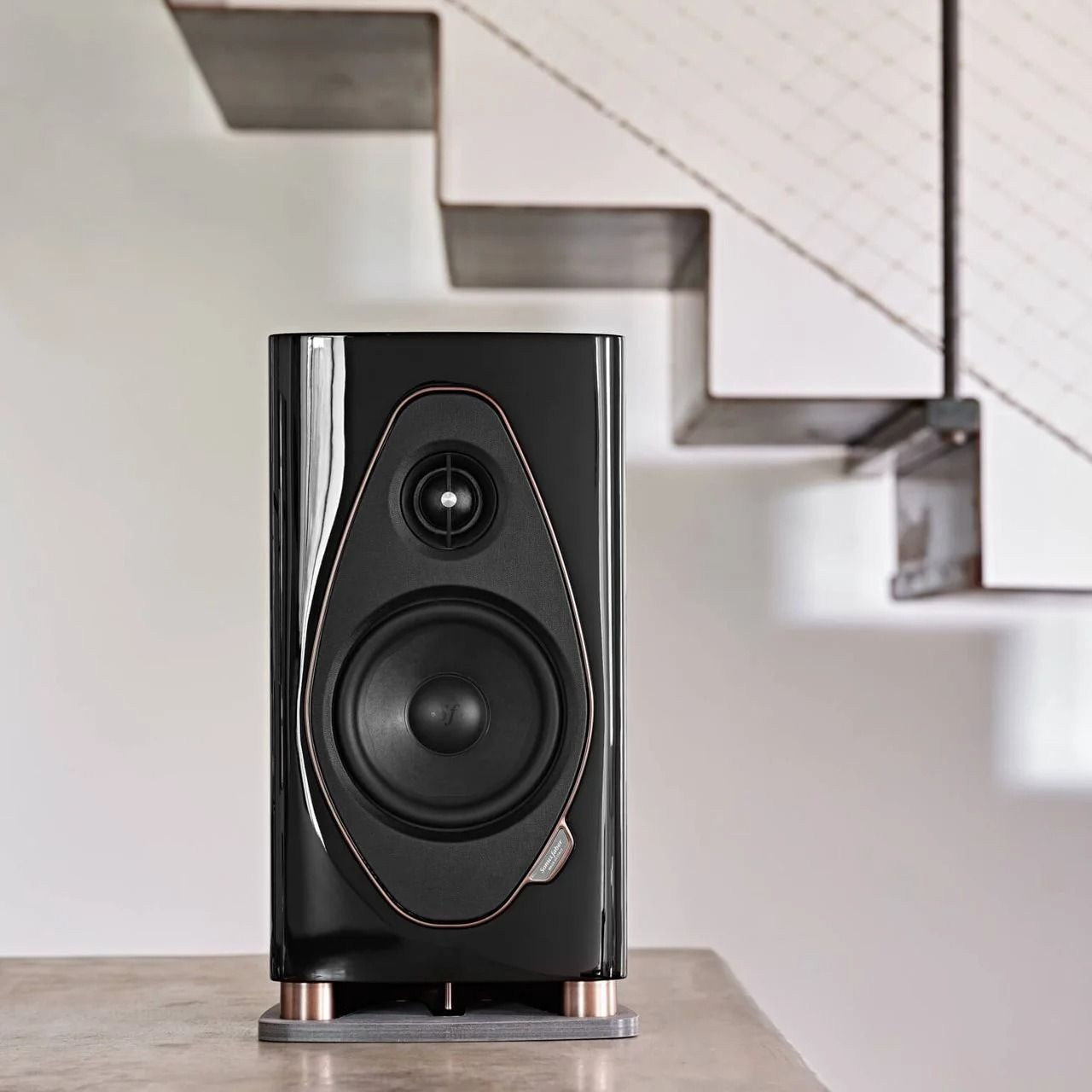Полична акустика Sonus Faber Sonetto I G2 Piano Black