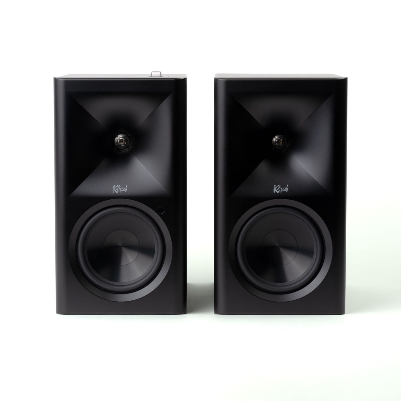 Полочная активная акустика Klipsch The Fives II Walnut