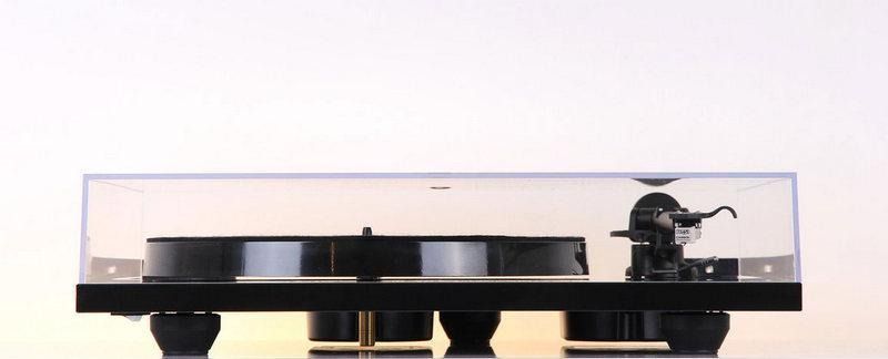 Програвач вінілу Rega Planar 1 Plus ECO Deck Black