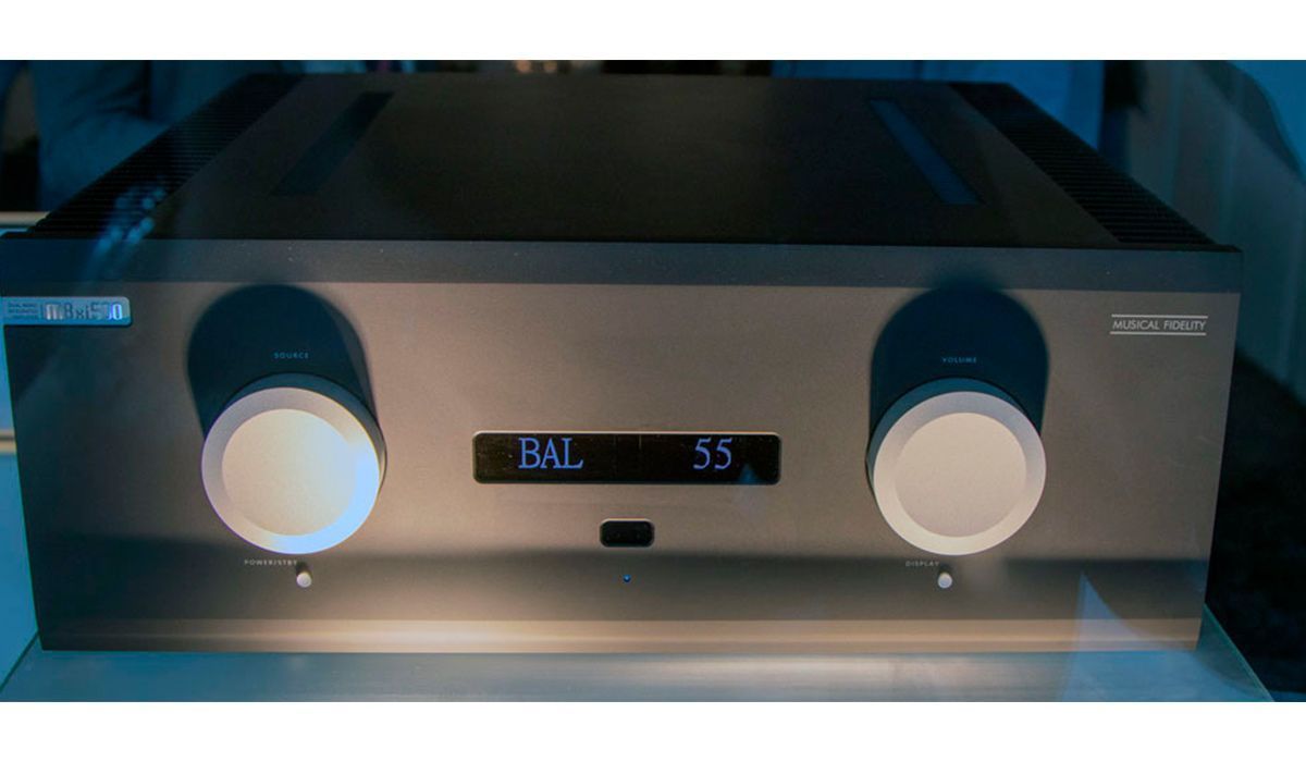 Підсилювач інтегральний Musical Fidelity M8xi Black