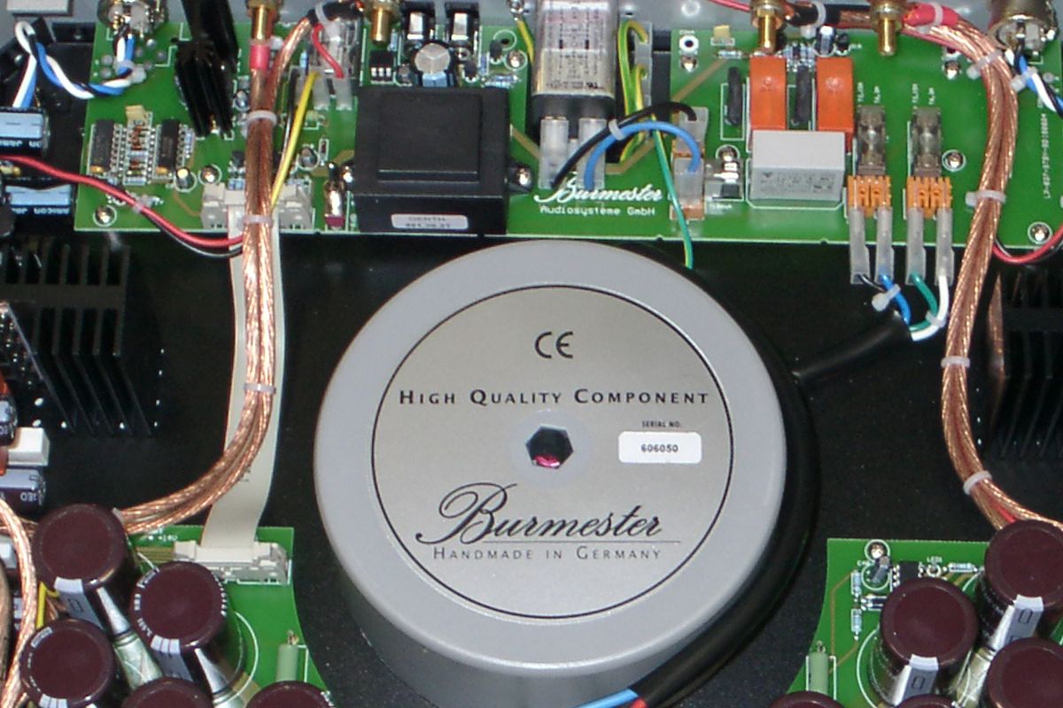 Підсилювач потужності Burmester Classic Line 036