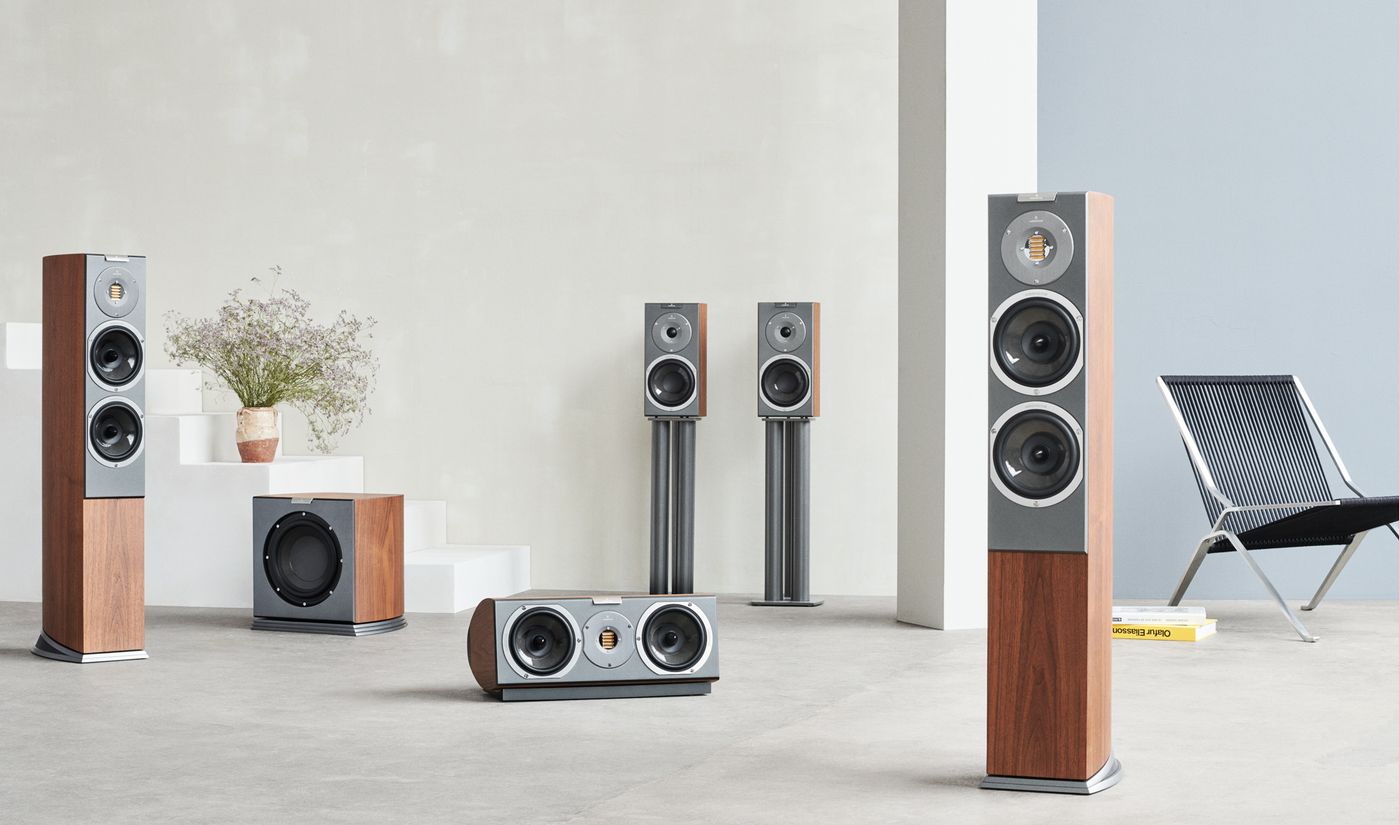 Сабвуфер Audiovector R Sub Arrete Italian Walnut