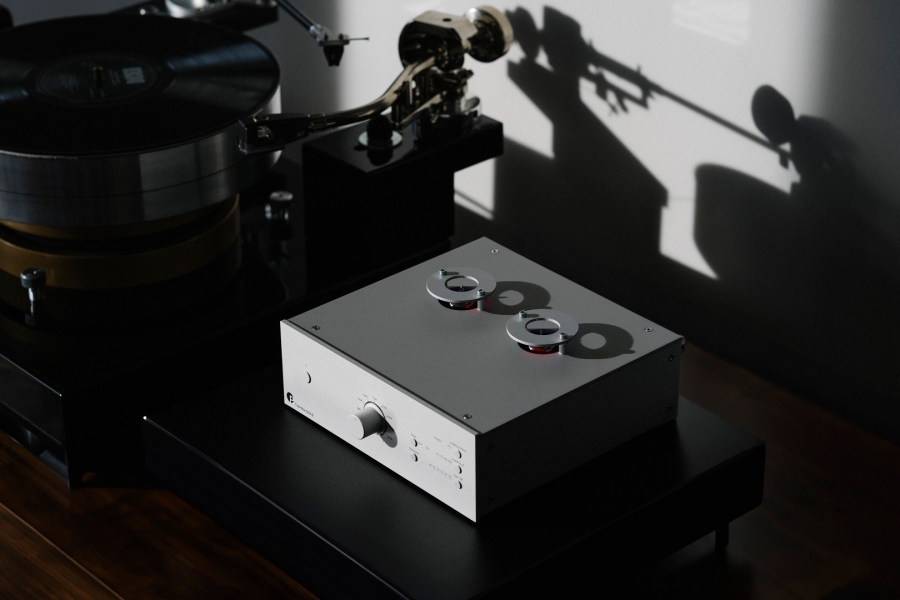 Ламповий фонокоректор Pro-Ject Tube Box DS3 B Black