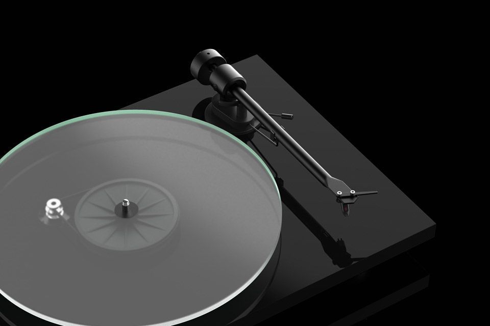 Проигрыватель винила Pro-Ject T1 EVO OM10 Piano