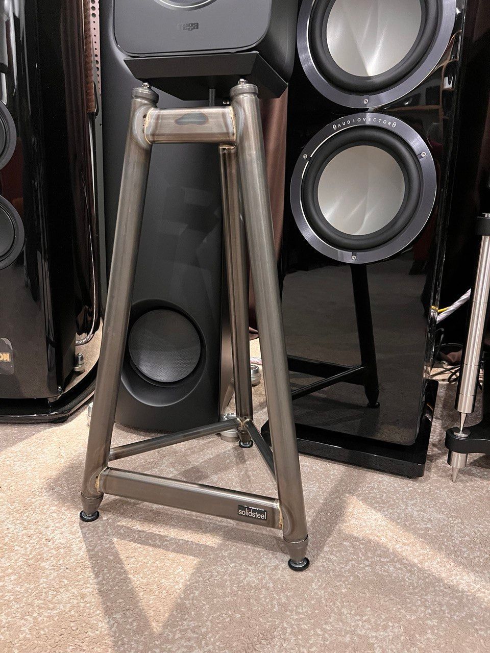 Стійки Solidsteel SS-7 Raw