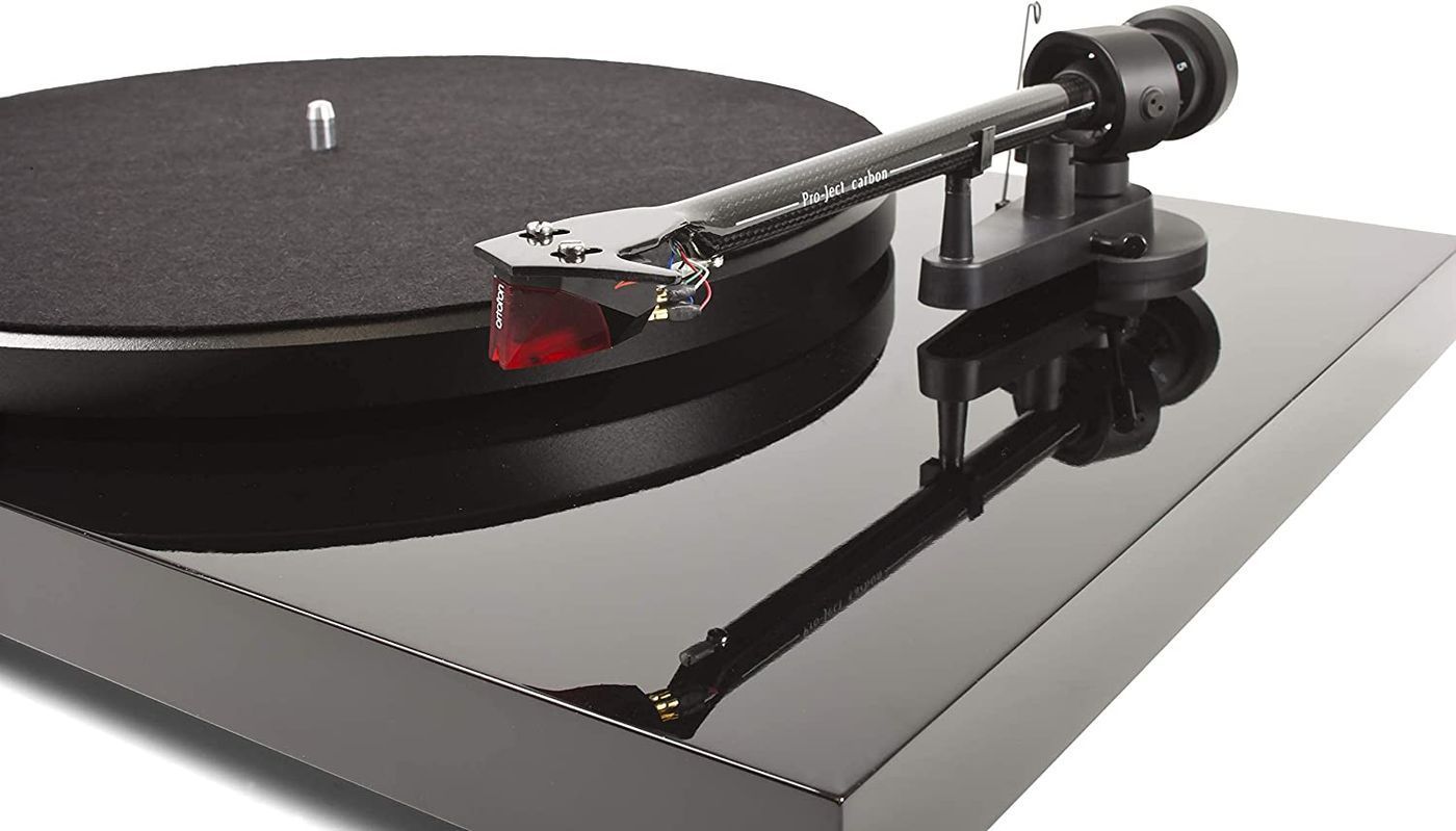 Проигрыватель винила Pro-Ject Debut Carbon EVO 2M-Red High Gloss White