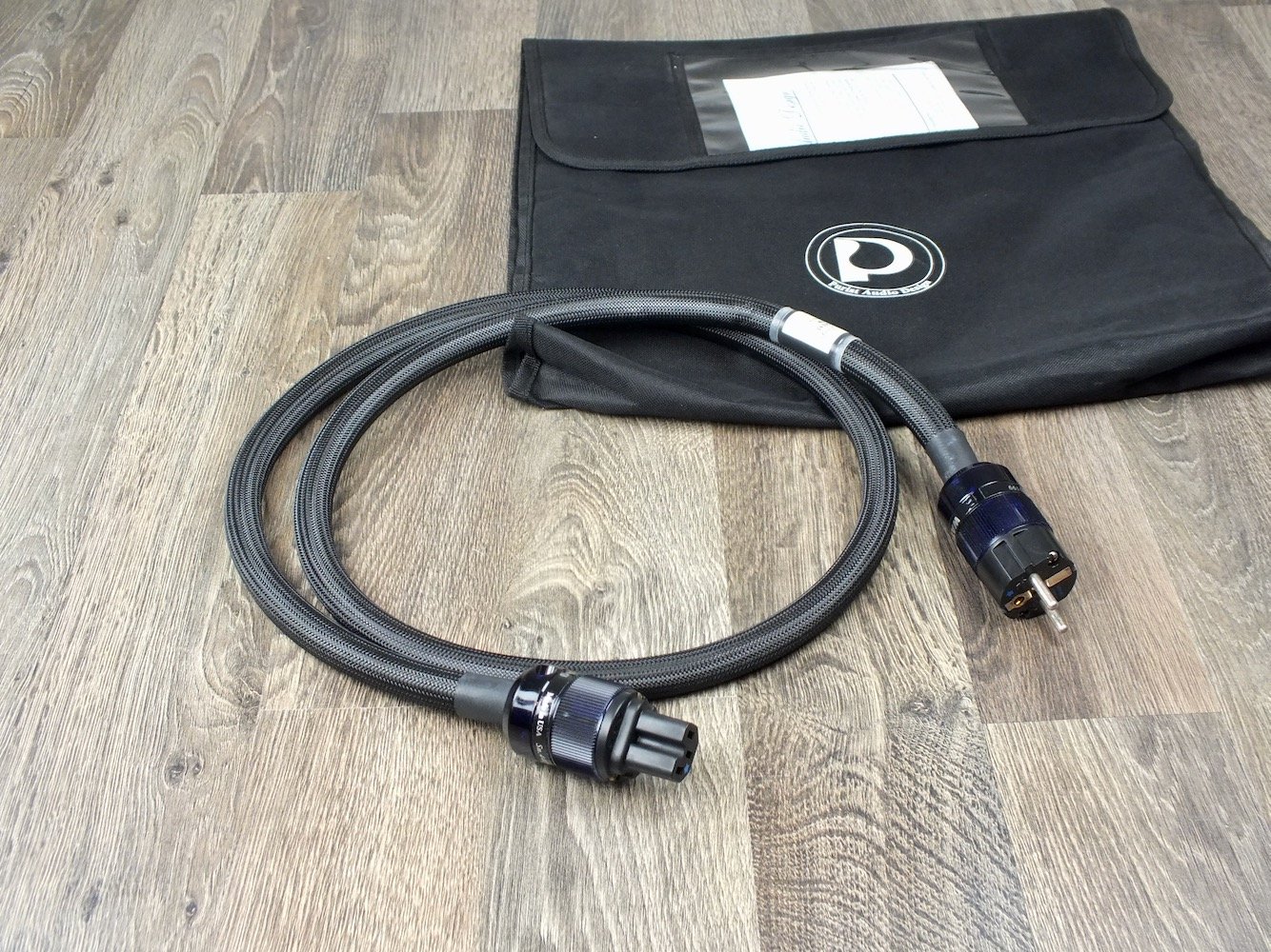 Силовой кабель Purist Audio Design (Praesto Revision) Aquila Digital 1,0 m