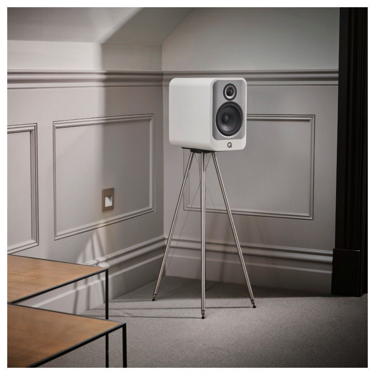 Акустика Q Acoustics Q CONCEPT 30 GLOSS WHITE (QA2934)