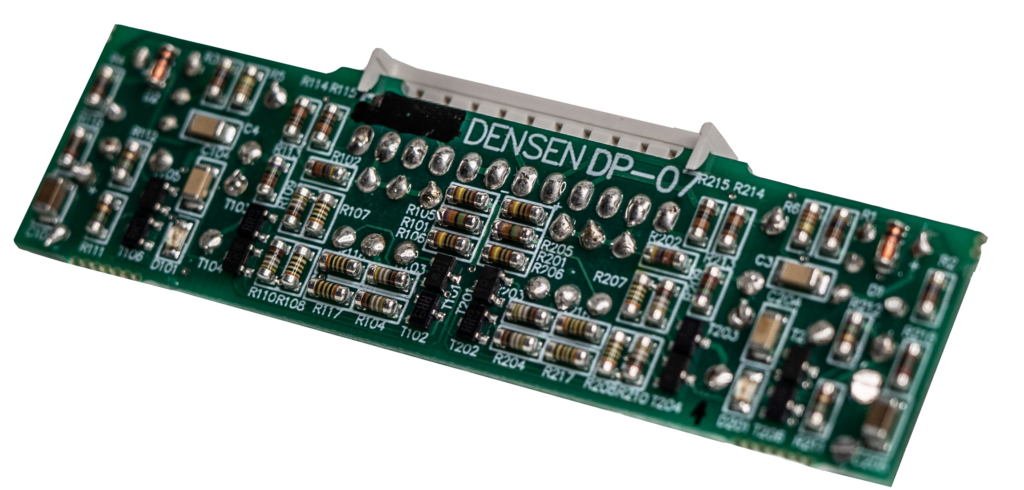 Фонокоректори Densen DP-07