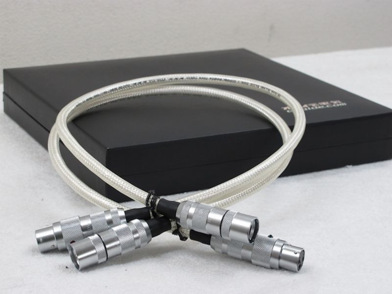 Межблочный кабель Oyaide AR-910 XLR 1.0m