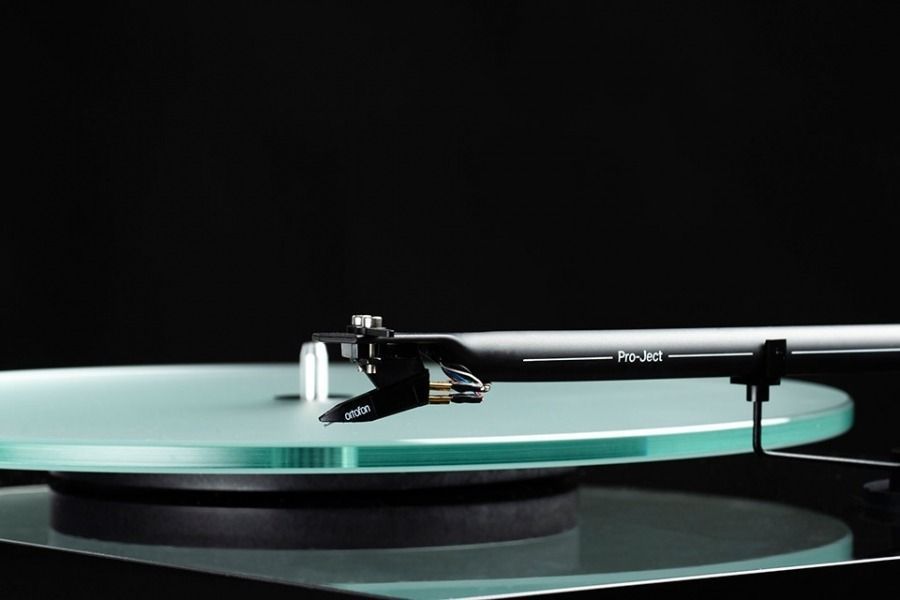 Програвач вінілу Pro-Ject T1 EVO Phono OM10 Walnut