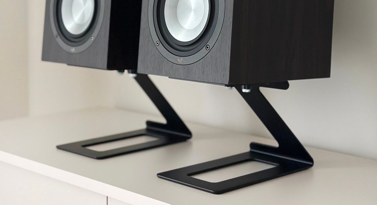 Настольные стойки Taga Harmony TSS-30D Matt Black