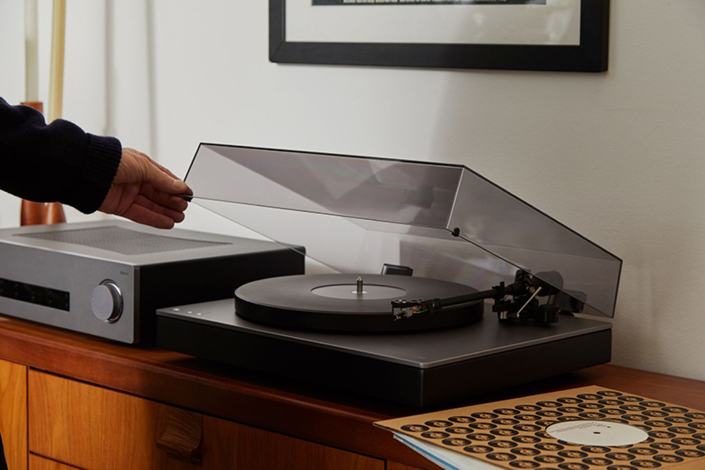 Програвач грамплатівок Cambridge Audio ALVA T2 Direct Drive Turntable