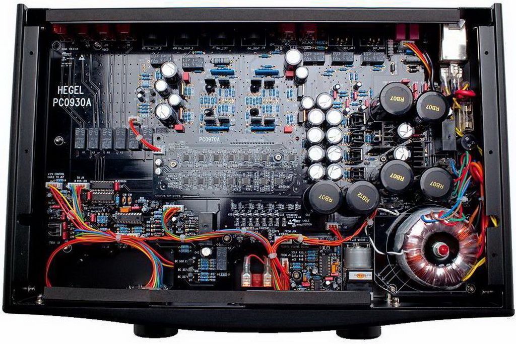 Попередній підсилювач Hegel P20 Black