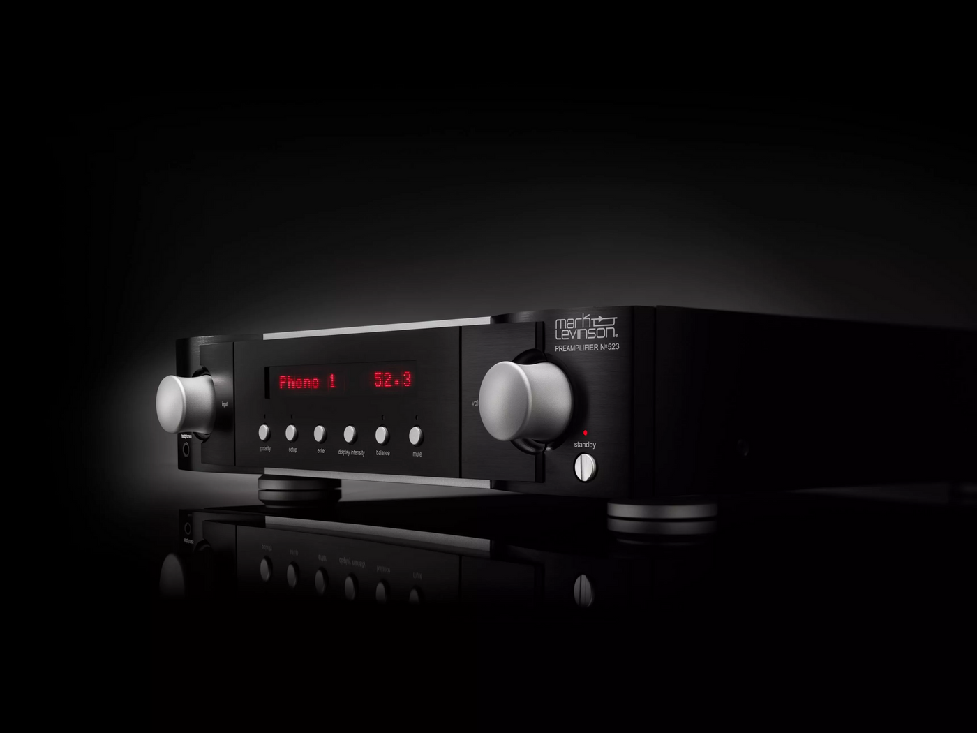 Предварительный усилитель Mark Levinson №523