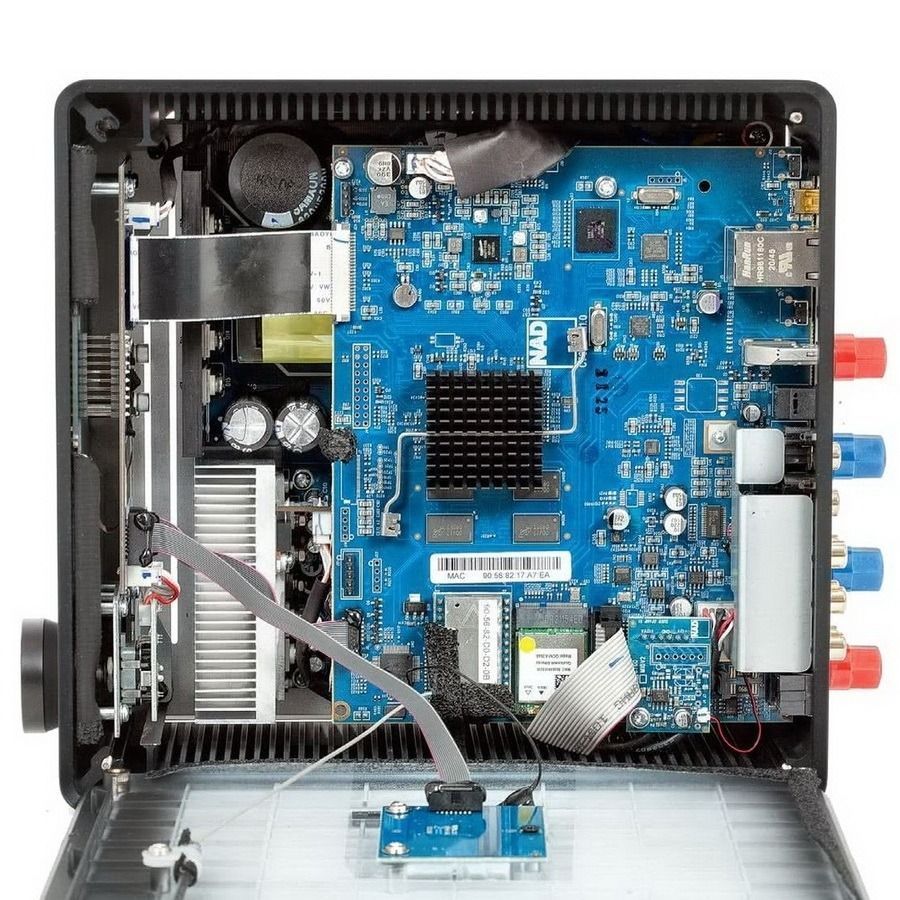 Підсилювач мережі NAD C 700 V2 BluOS