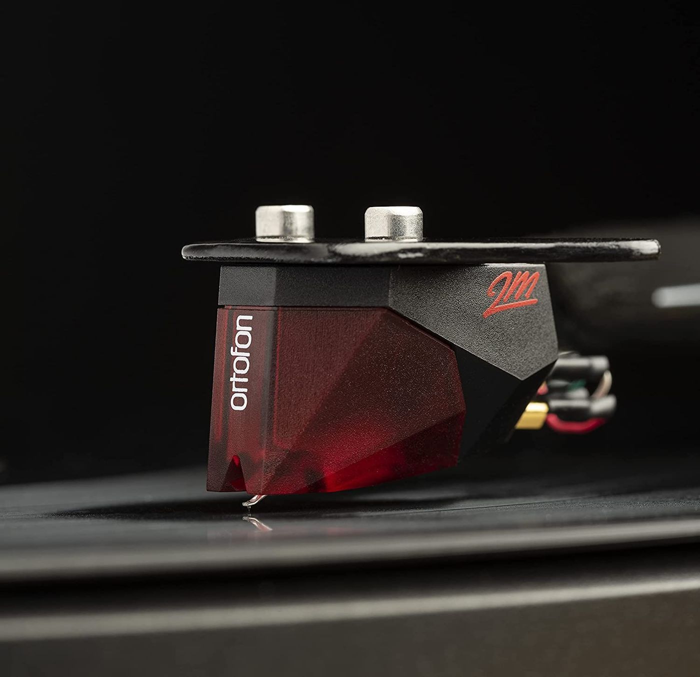 Проигрыватель винила Pro-Ject Debut Carbon EVO 2M-Red Satin Green